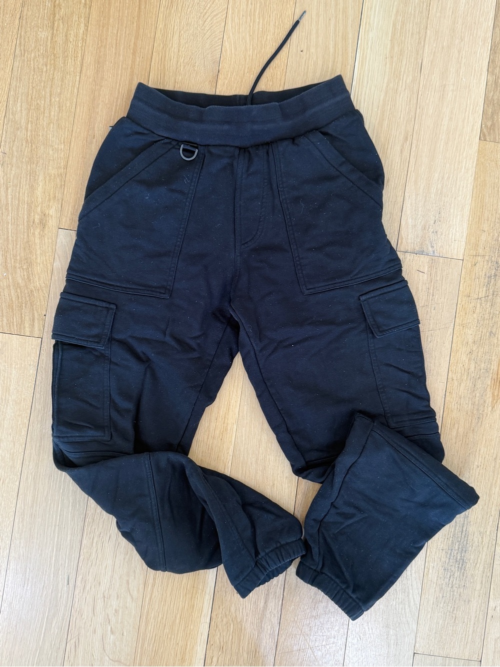 ALO Yoga Black Cargo Joggers with Drawstring